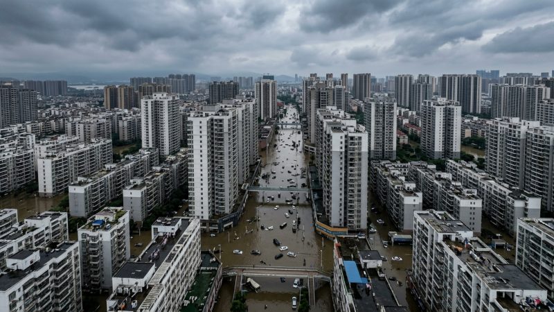 Inondations catastrophiques dans le sud de la Chine : 300 mm de pluie en quelques heures
