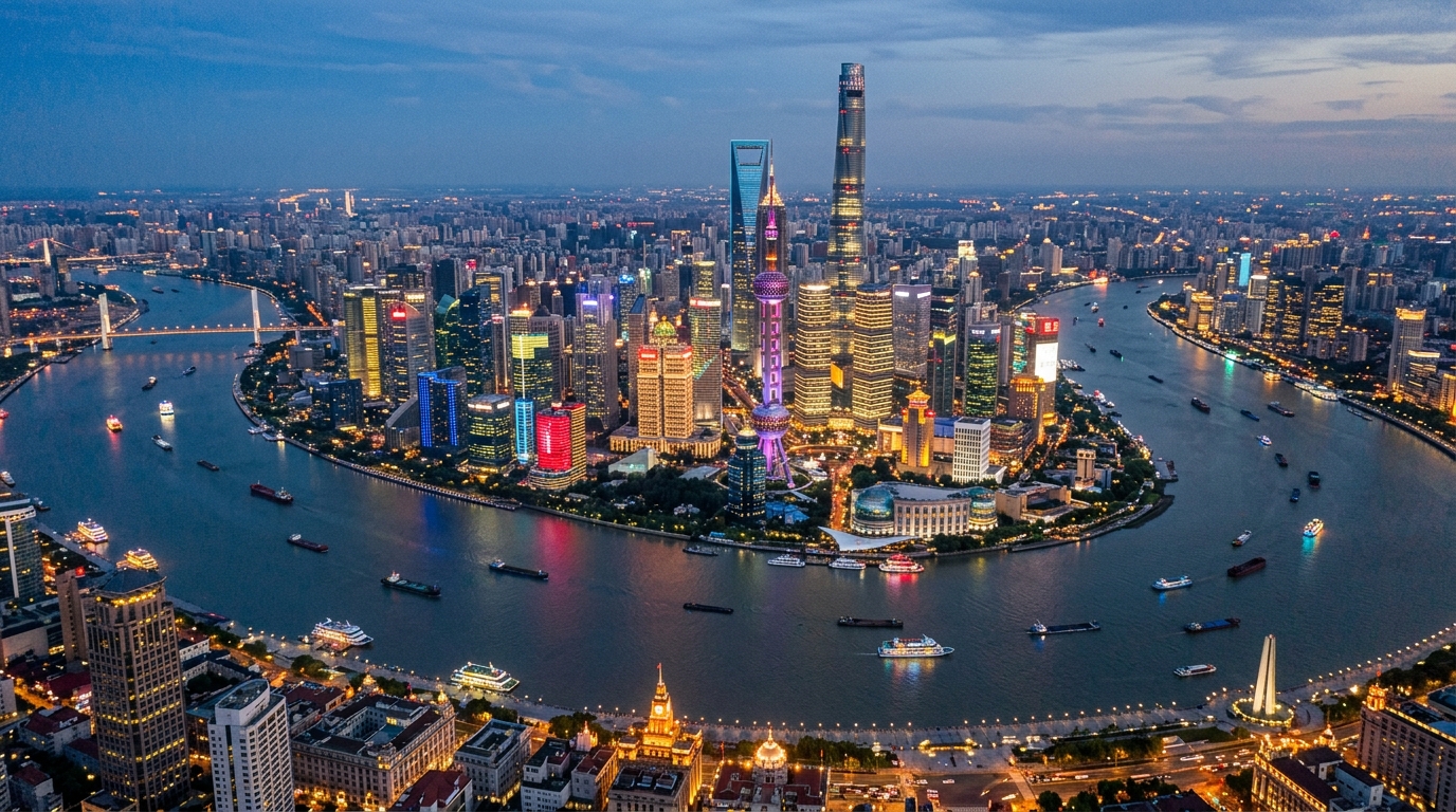 Skyline de Shanghai au crépuscule avec bureaux technologiques